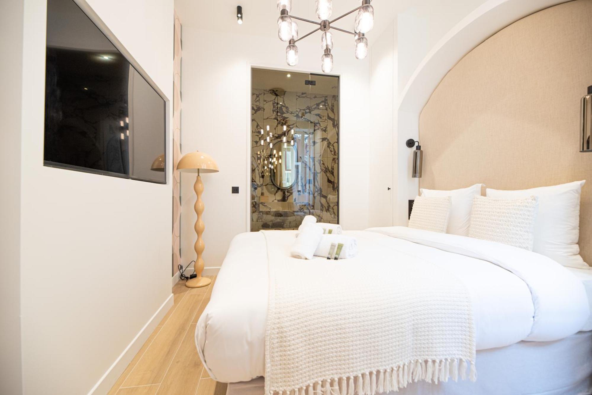 Lovely & Romantic Near Bastille Appartamento *